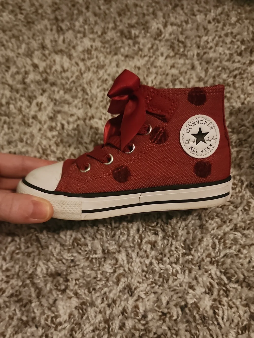 Converse High Top Shoes, Size 7 Toddler, Pre-owned But VGUC